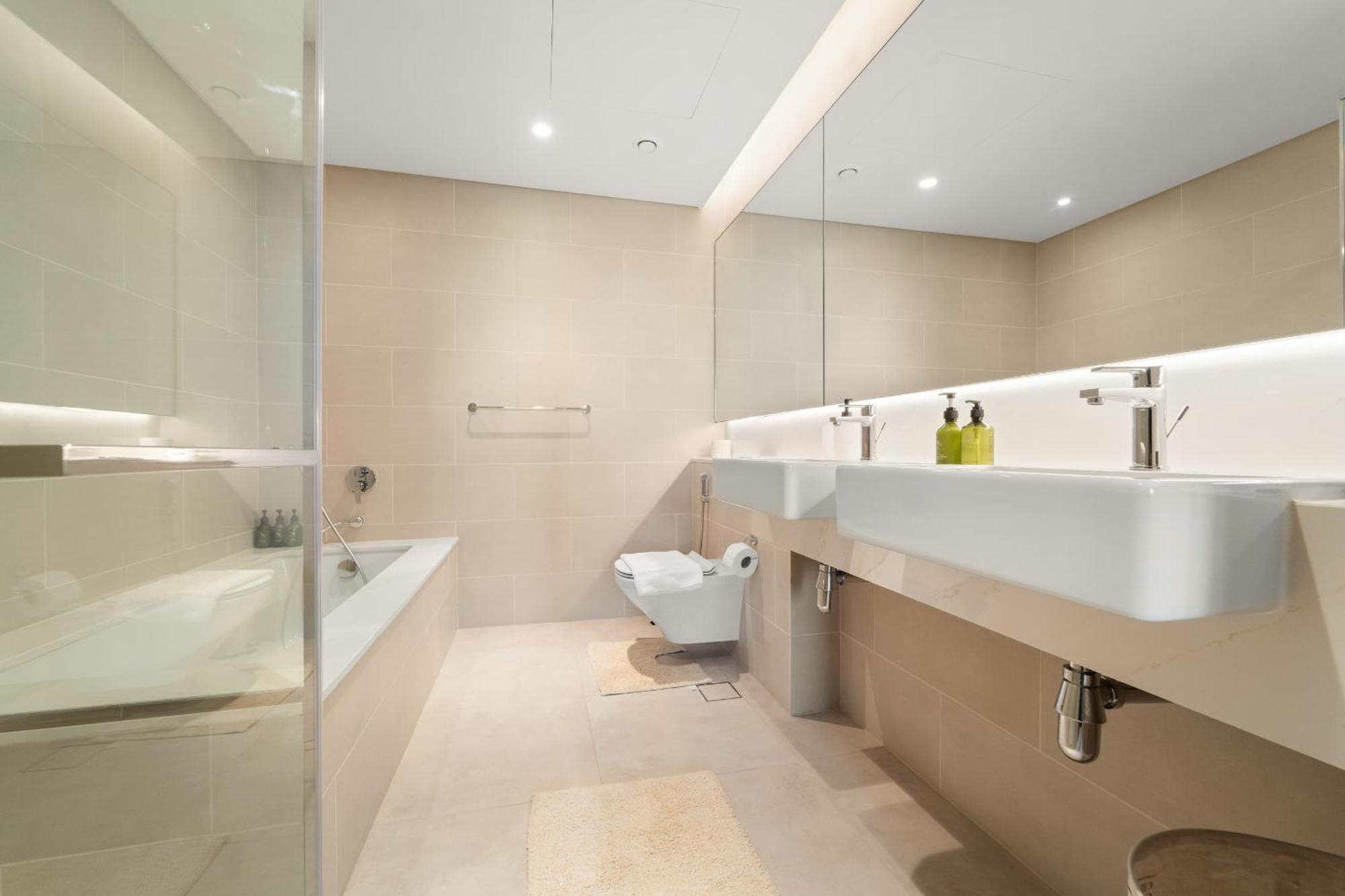 Apartment Vayk - Stylish Canal-front 2 Bd Maid In Al Wasl